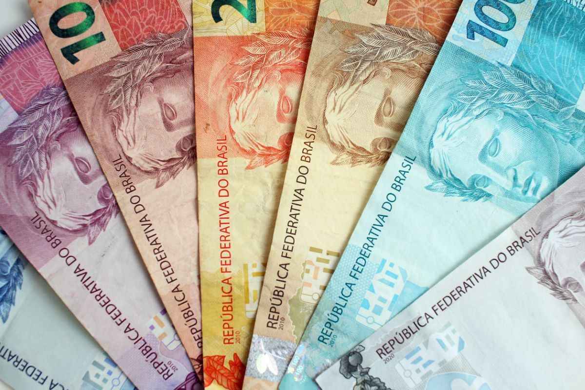 34 FIIs pagam dividendos hoje; HRES11 lidera com R$ 20,19