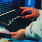 SNFZ11 avança 0,86% e fecha em alta ao atingir 16 mil cotistas; IFIX recua